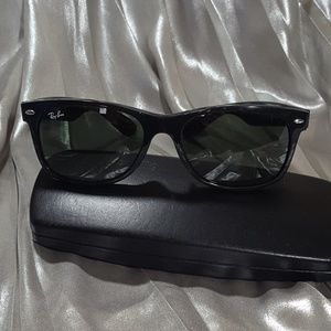 Ray Ban Authentic blk classic sunglasses